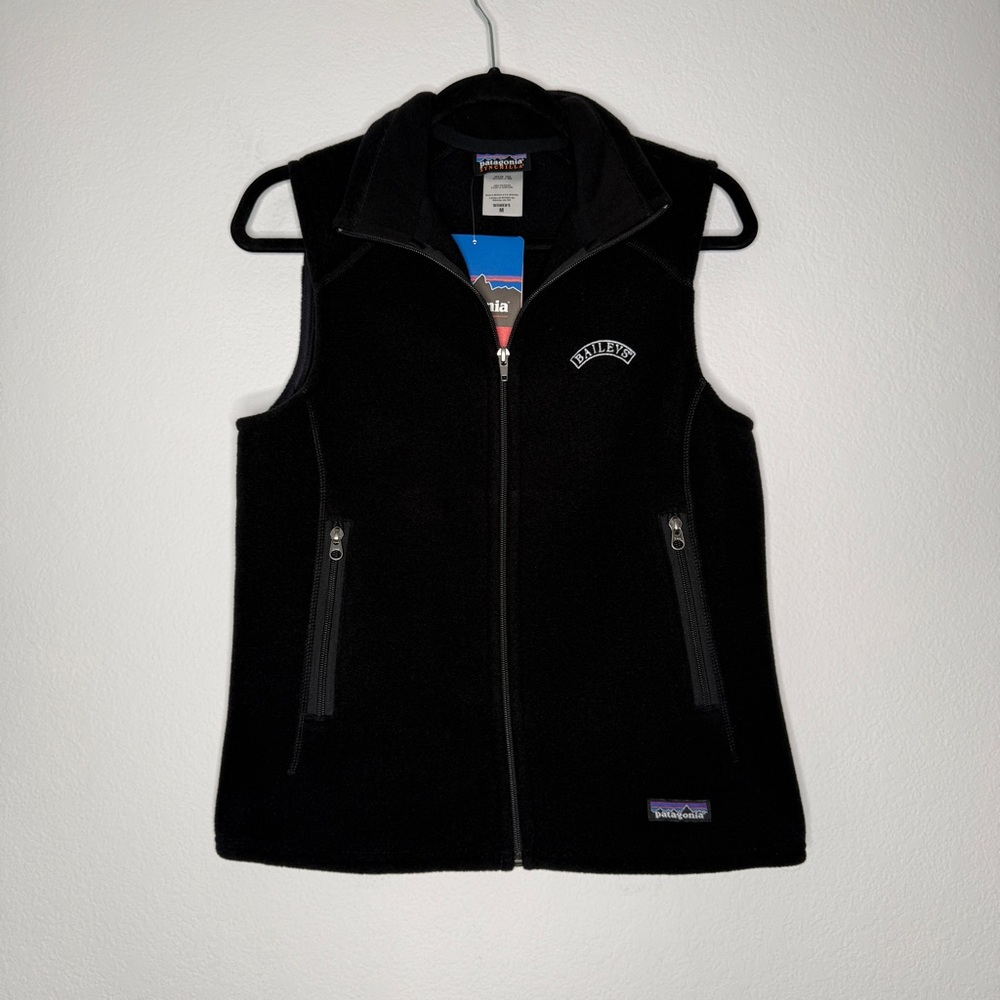 Patagonia Women’s Synchilla Black Fleece Vest Custom Embroidery NWT Size M